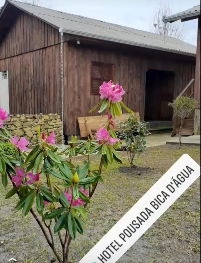 Pousada Bica D'Agua De Frente Br 282 拉热斯 外观 照片