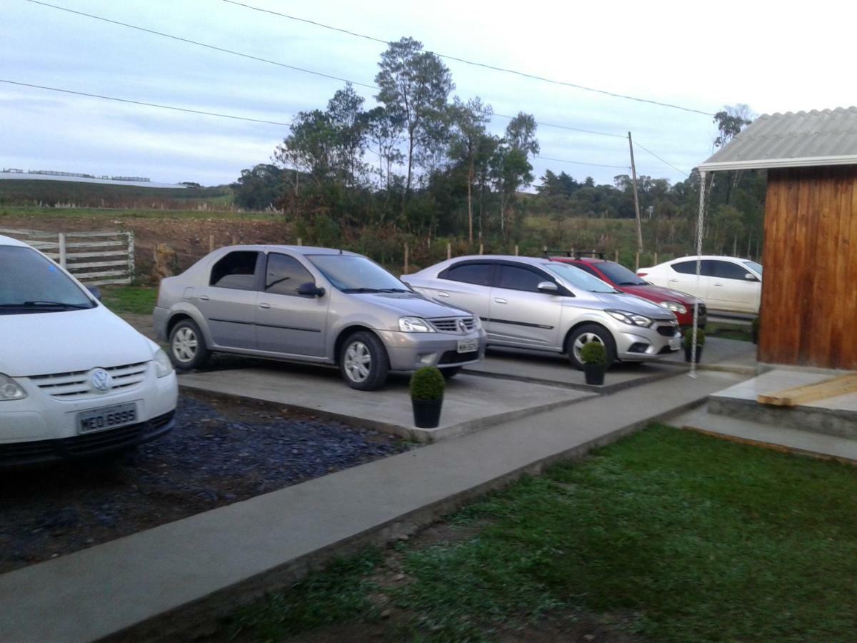 Pousada Bica D'Agua De Frente Br 282 拉热斯 外观 照片